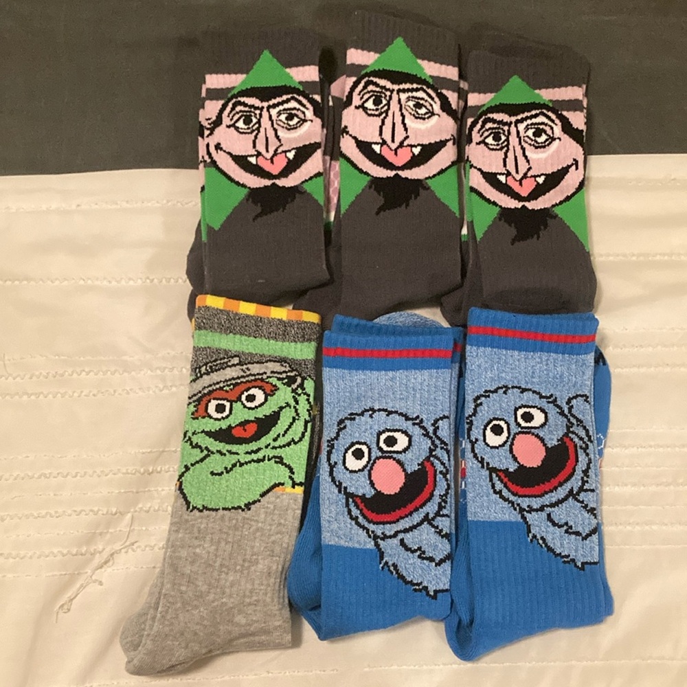 Unisex Bombas Sesame Street Size Large
